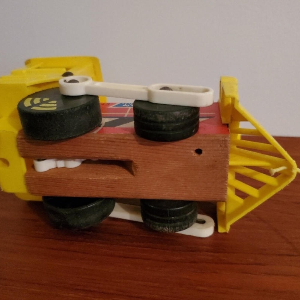 Vintage 1965 Fisher Price/toot-toot train/Wooden pull Toy/mid century toy/#643 - Picture 7 of 8